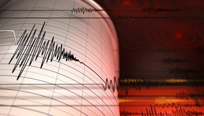 Japonya'da 5,8 büyüklüğünde deprem!